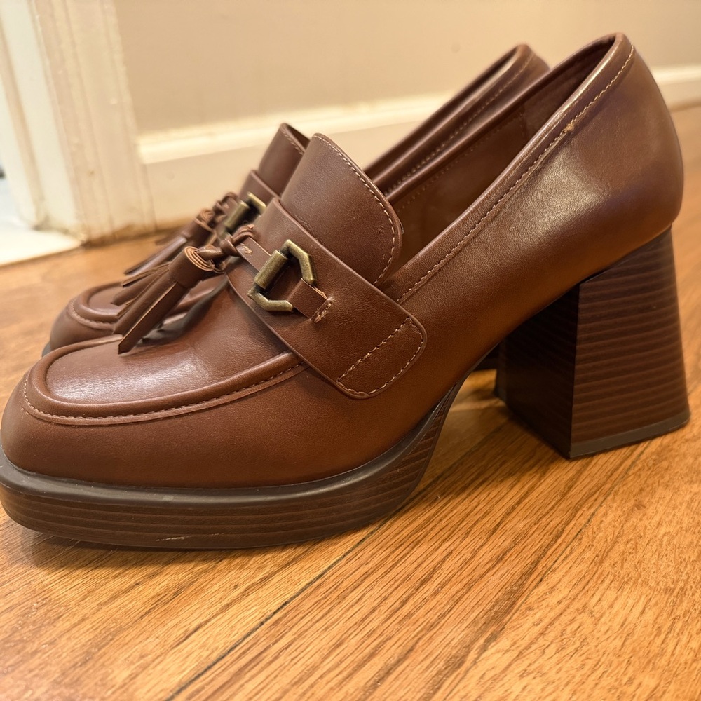 a.n.a Hazen Womens Moc Closed Toe Loafers